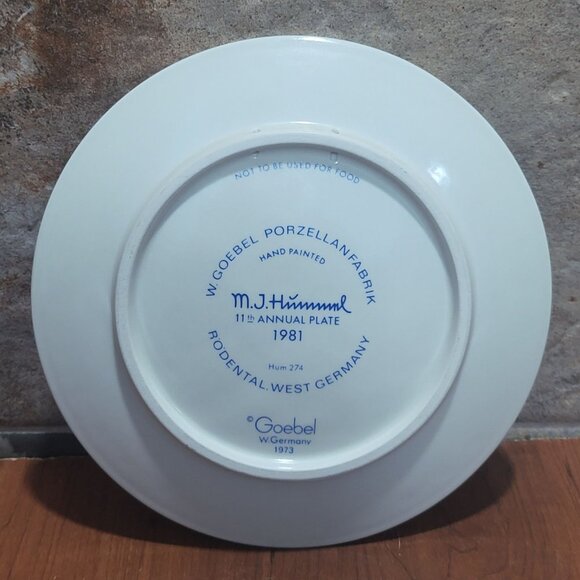 MJ Hummel 11th Annual Decorative Plate Umbrella Boy 1981 Goebel W Germany 1973 - Picture 2 of 9